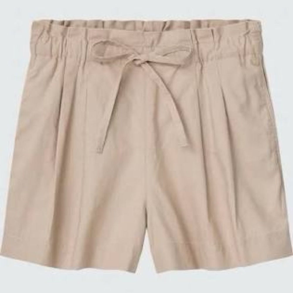 Uniqlo bag waist linen shorts